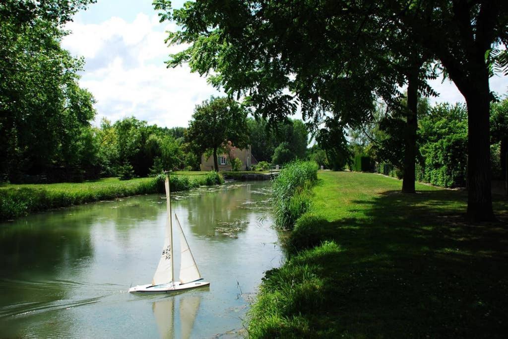 Petite Maison Au Bord Du Canal, 8' Zoo De Beauval, Pmr Noyers-sur-Cher Exteriör bild